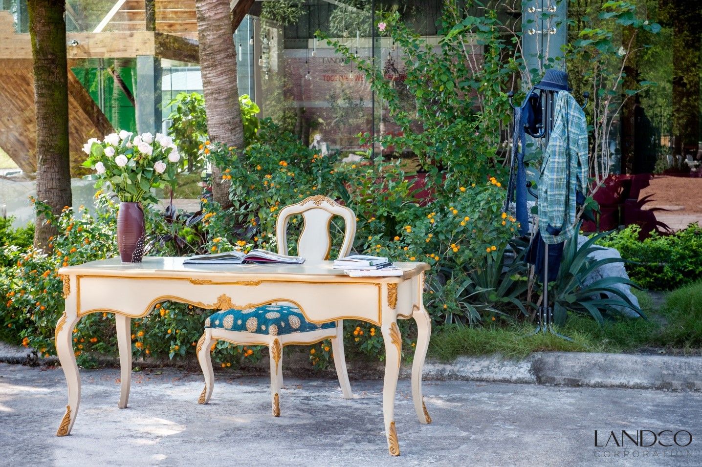 Landdecor thiết kế và sản xuất các sản phẩm nội thất phong cách cổ điển Pháp