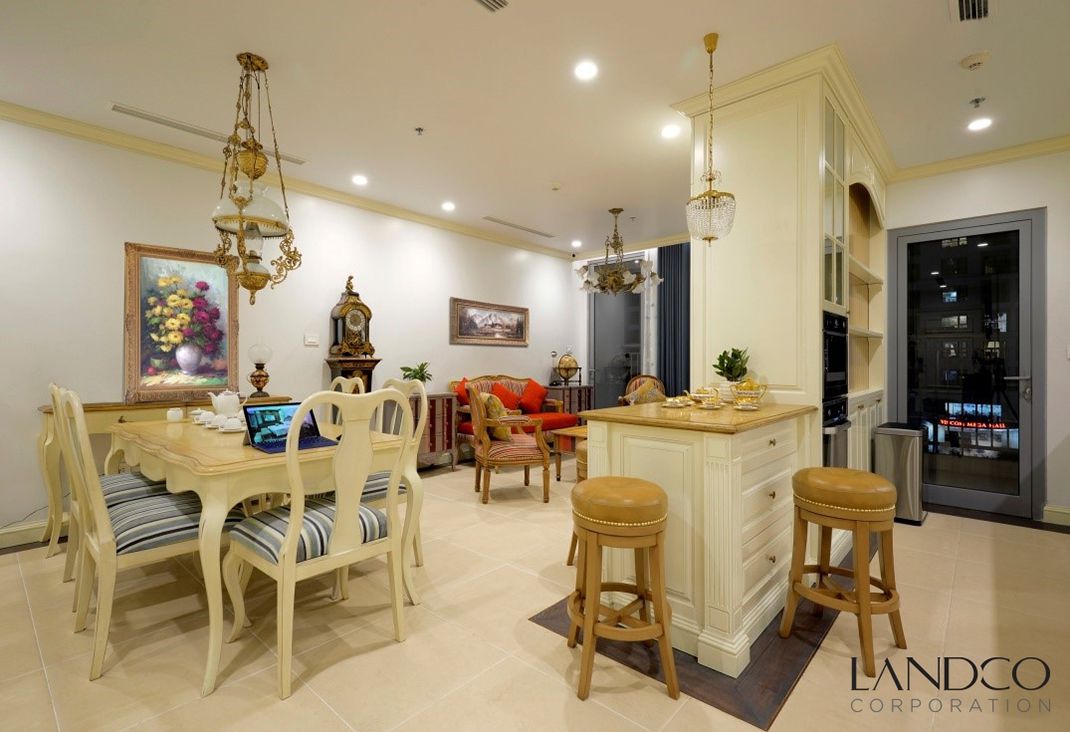 Sản xuất nội thất và Thiết kế thời trang