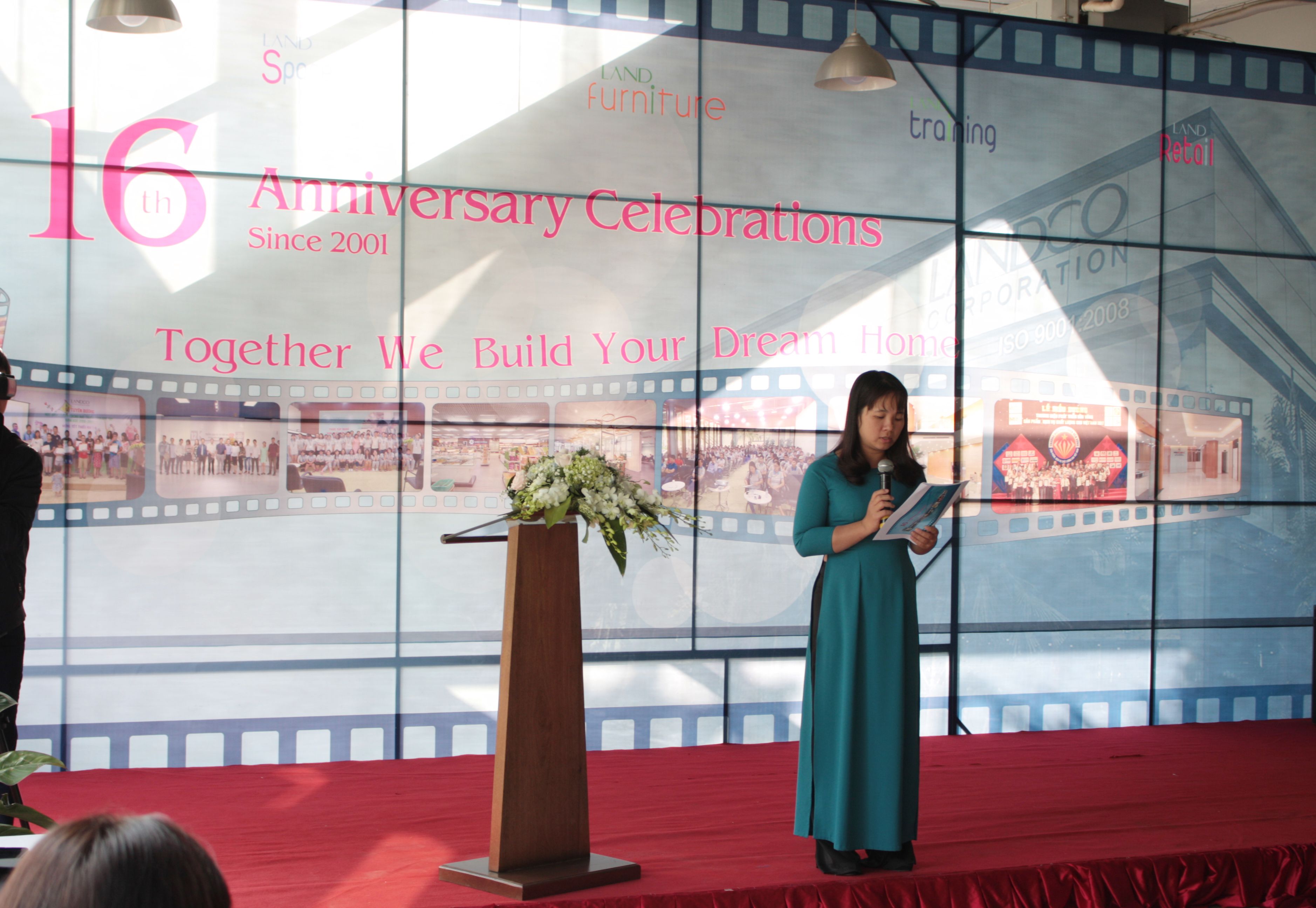 1Landco ky niem 16 nam thanh lap